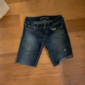 Dark wash AE Bermuda shorts